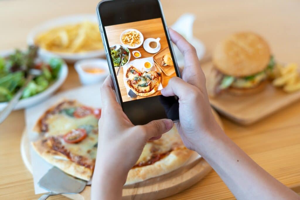 image of food on mobile phone